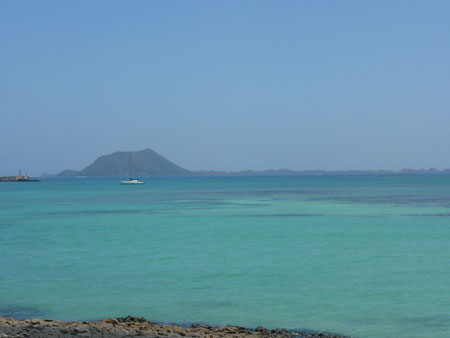 Isla de Lobos von Corralejo aus